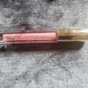 Lip gloss by Jessica liebeskind in pink sequin